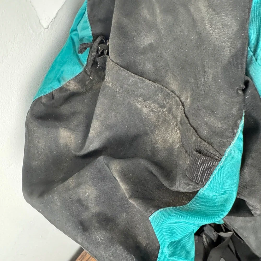 Camp Trails Catskill Hiking Backpack Internal Frame Vintage Teal Black Pack